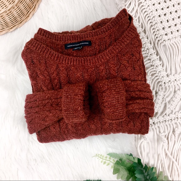 American Eagle Outfitters Sweaters - American Eagle • Rusty Red Cable Knit Sweater
